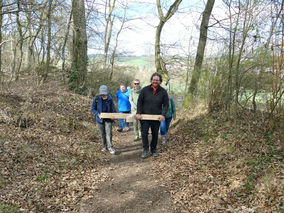 Ökumenischer Kreuzweg von Altenstädt nach Naumburg (© Karl-Franz Thiede)
